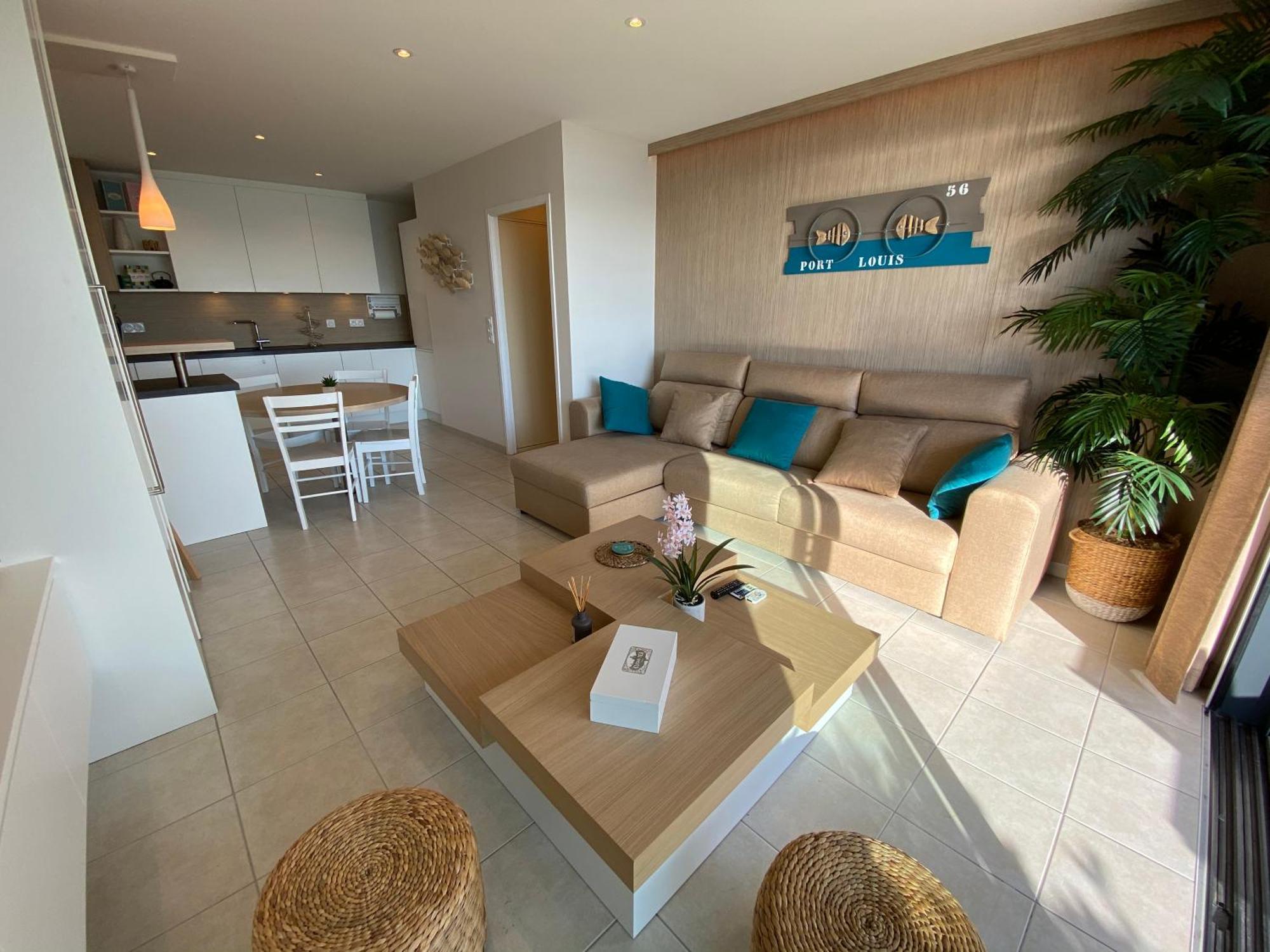 Seaview Apartment: Modern With Terrace And Parking Apartment *