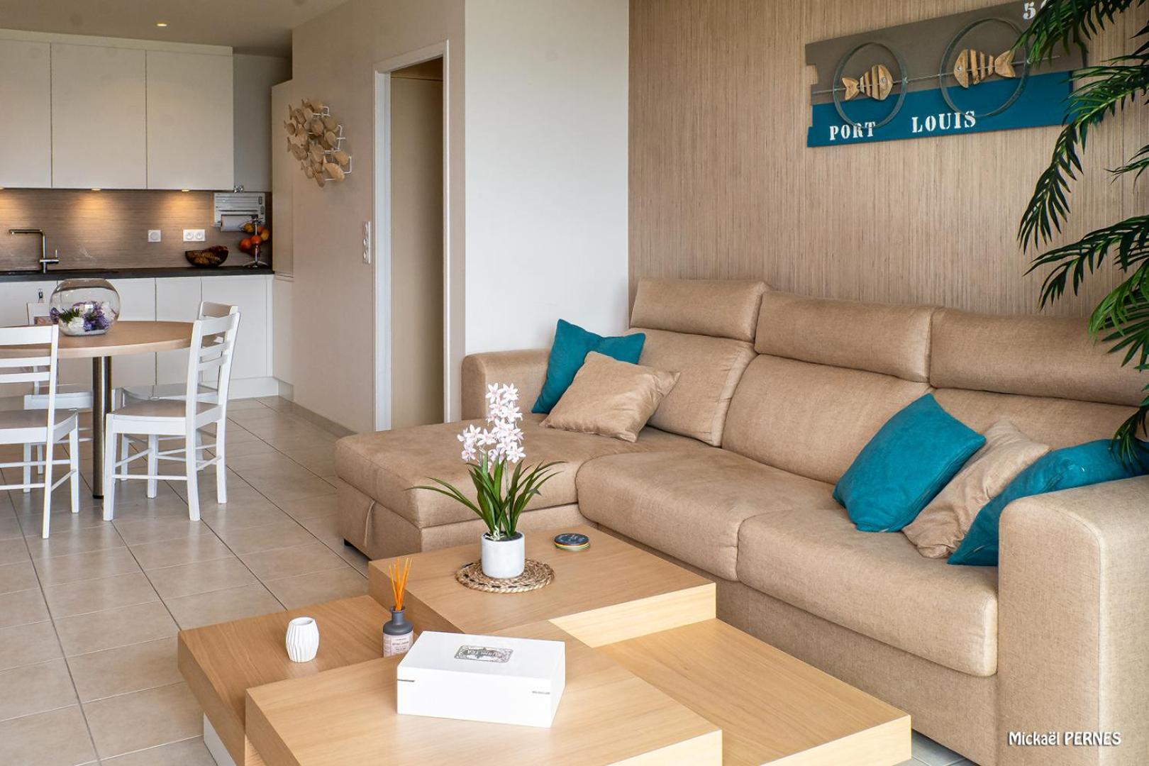 Apartment Ref 231 - Type 2 Pleine Vue Petite Avec Terrasse, Parking Et Garage Dans Recente *